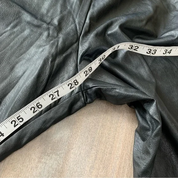 Commando women’s control top faux leather high rise legging black size medium - Picture 6 of 9